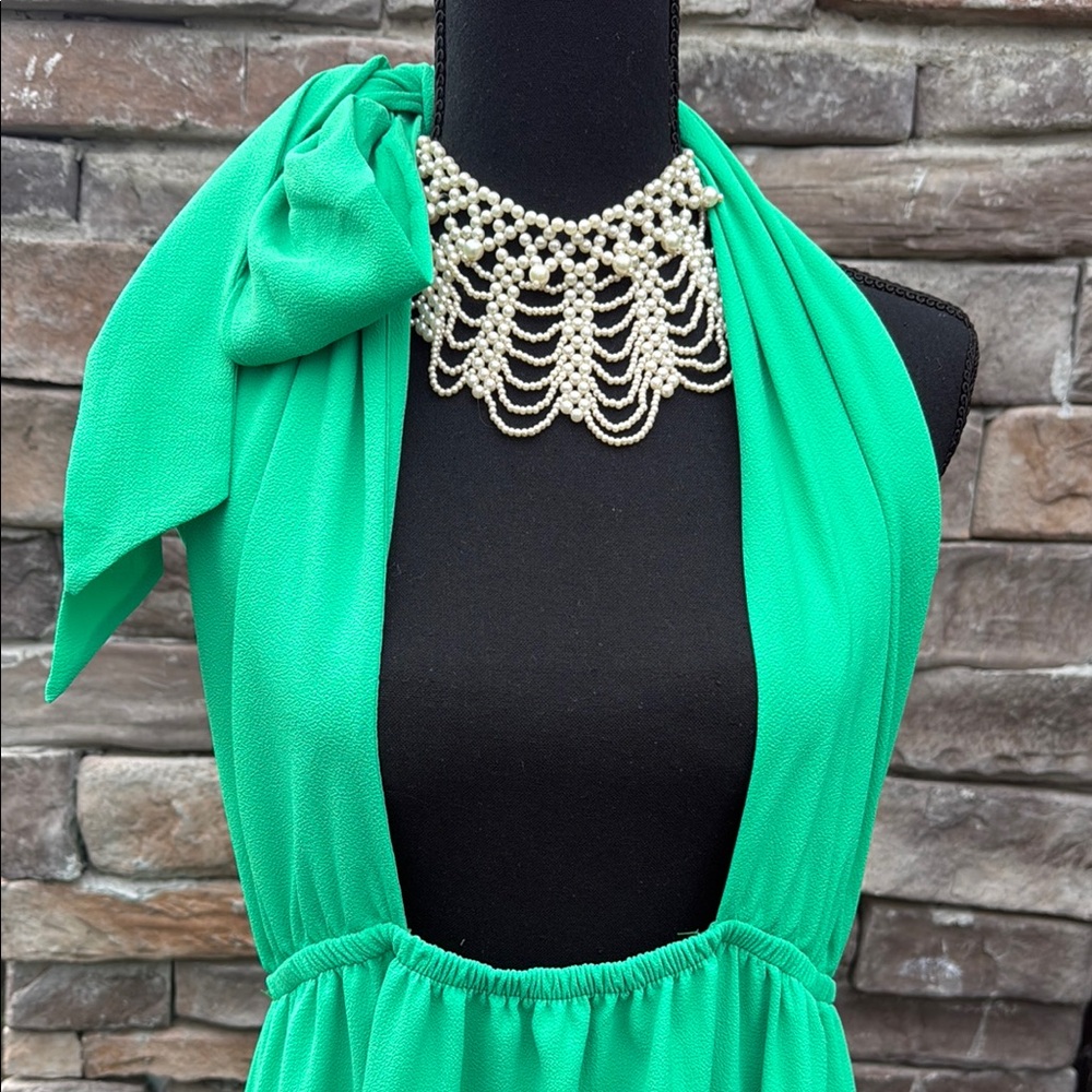 Chic Green Halter Dress with Pearl Necklace